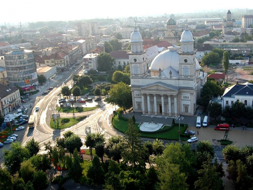 Румыния вчера. Сату Маре Румыния. Сату-Маре (город в Румынии). Сатмар город. Траяску Романия Маре.